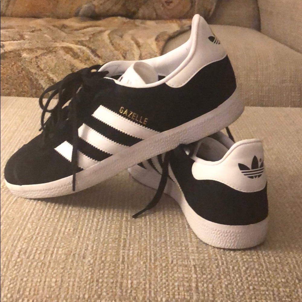 Adidas Gazelle black and white striped